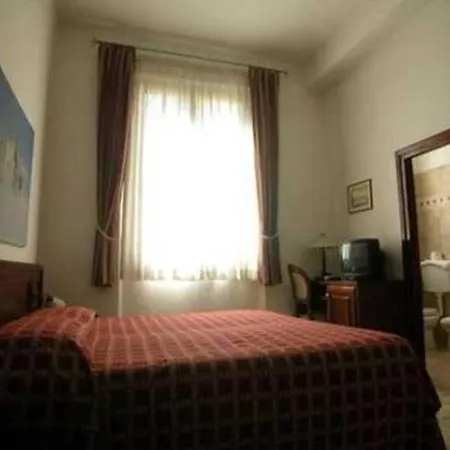 Отель Cavaliere 3*